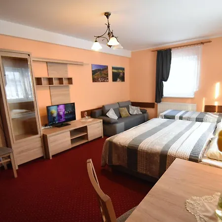 別荘 Pod Kozia Skala *